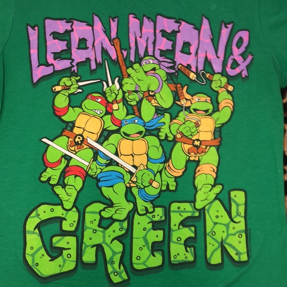 Teenage Mutant Ninja Turtles lean mean and Green Junior‘s shirt size small - Picture 2 of 3